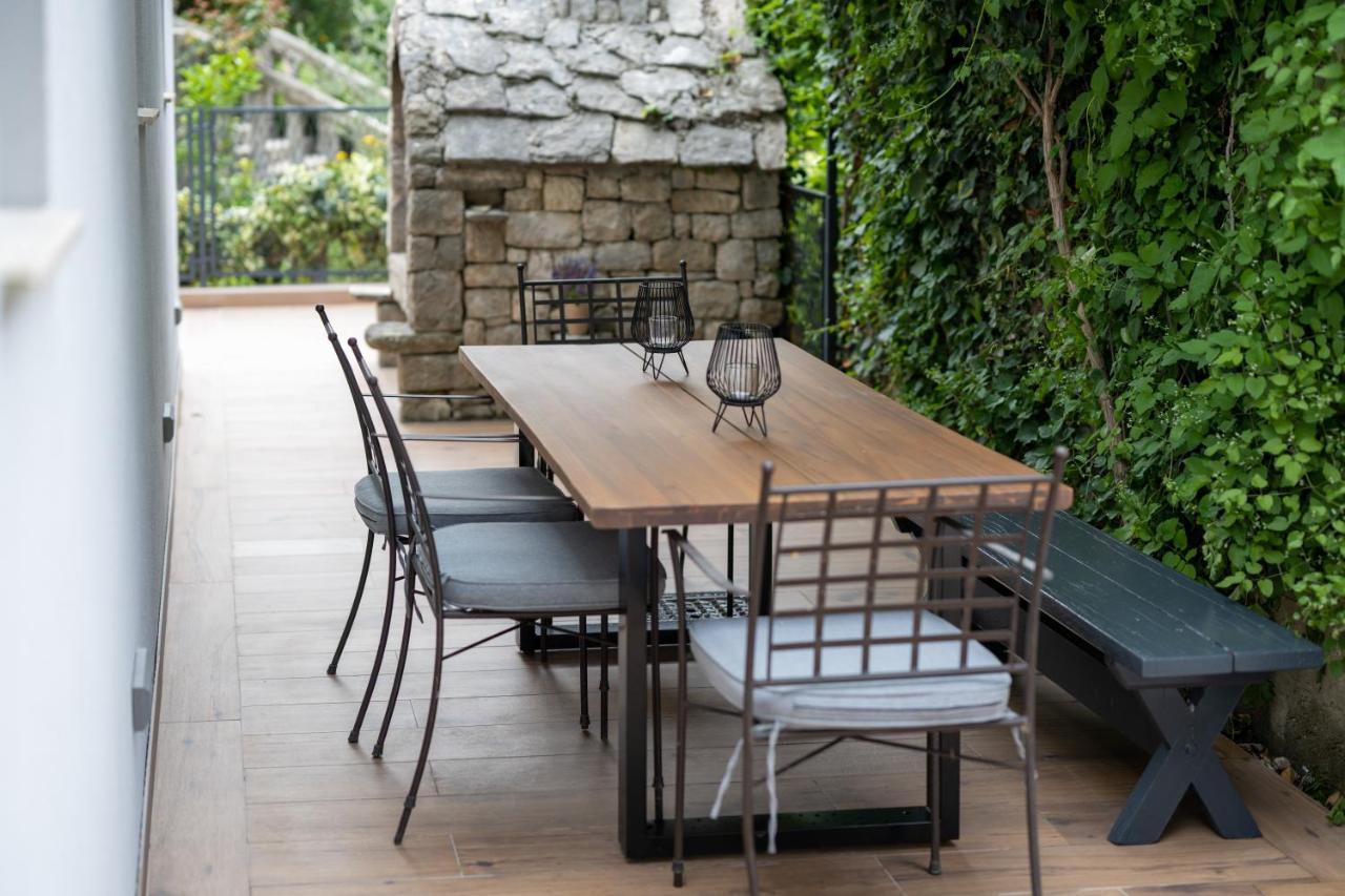 Holiday Home Greystone Omiš Esterno foto