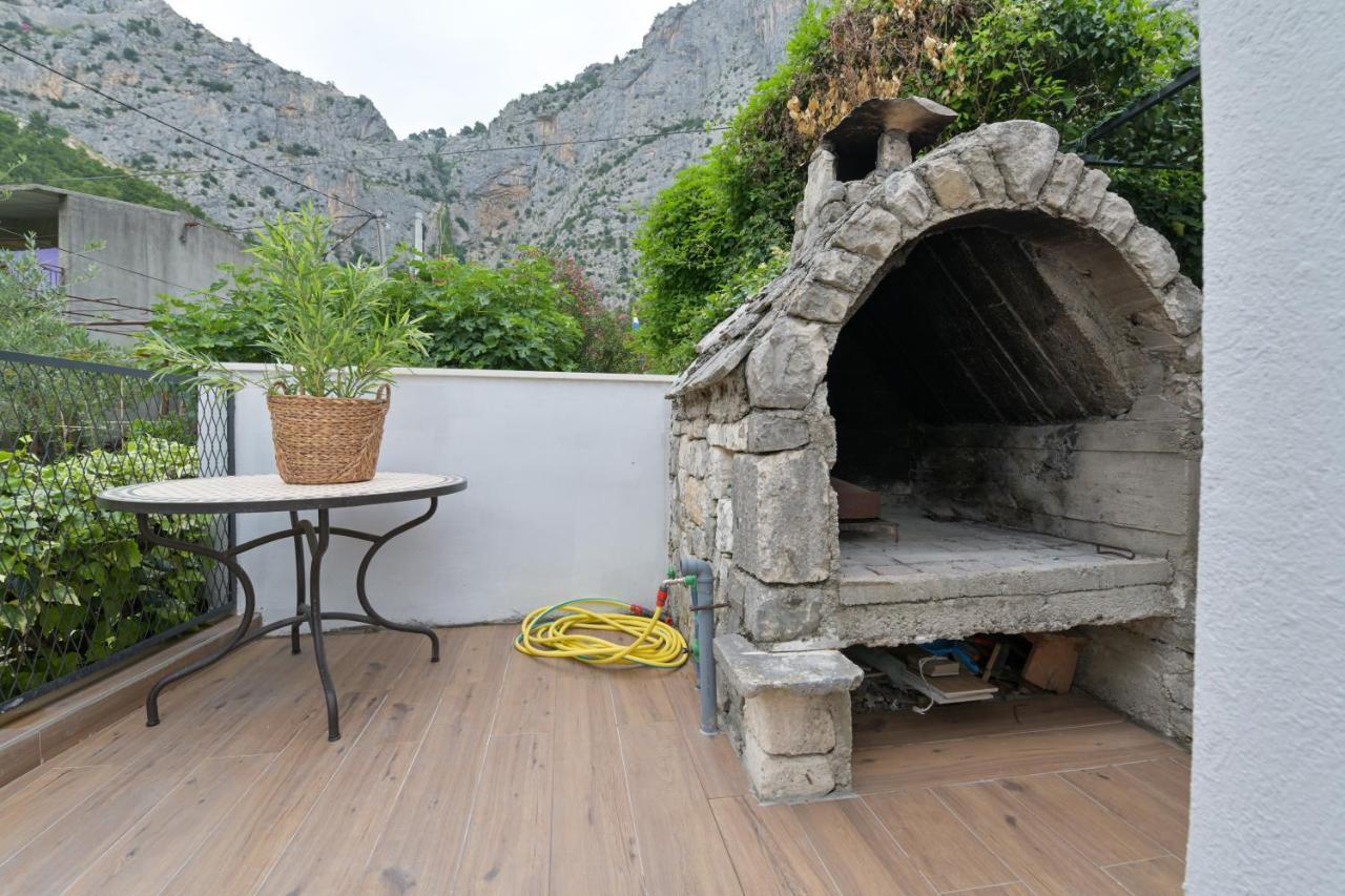 Holiday Home Greystone Omiš Esterno foto